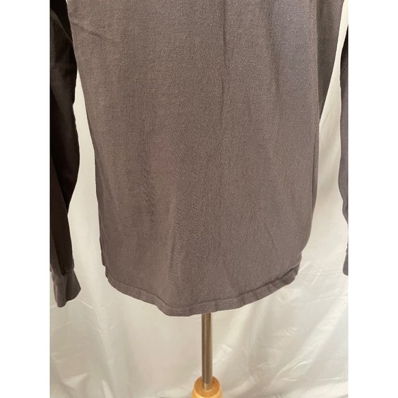 Legendary Gray Long Sleeve Graphic Tee - Picture 15 of 15